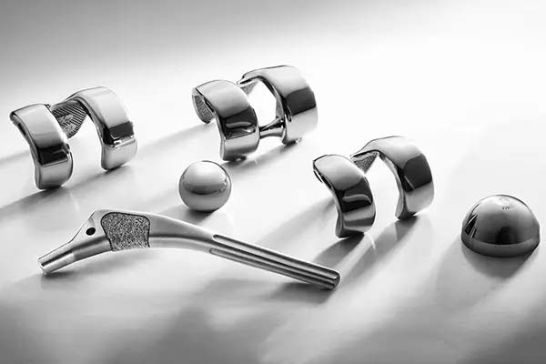 Orthopedic implants polishing